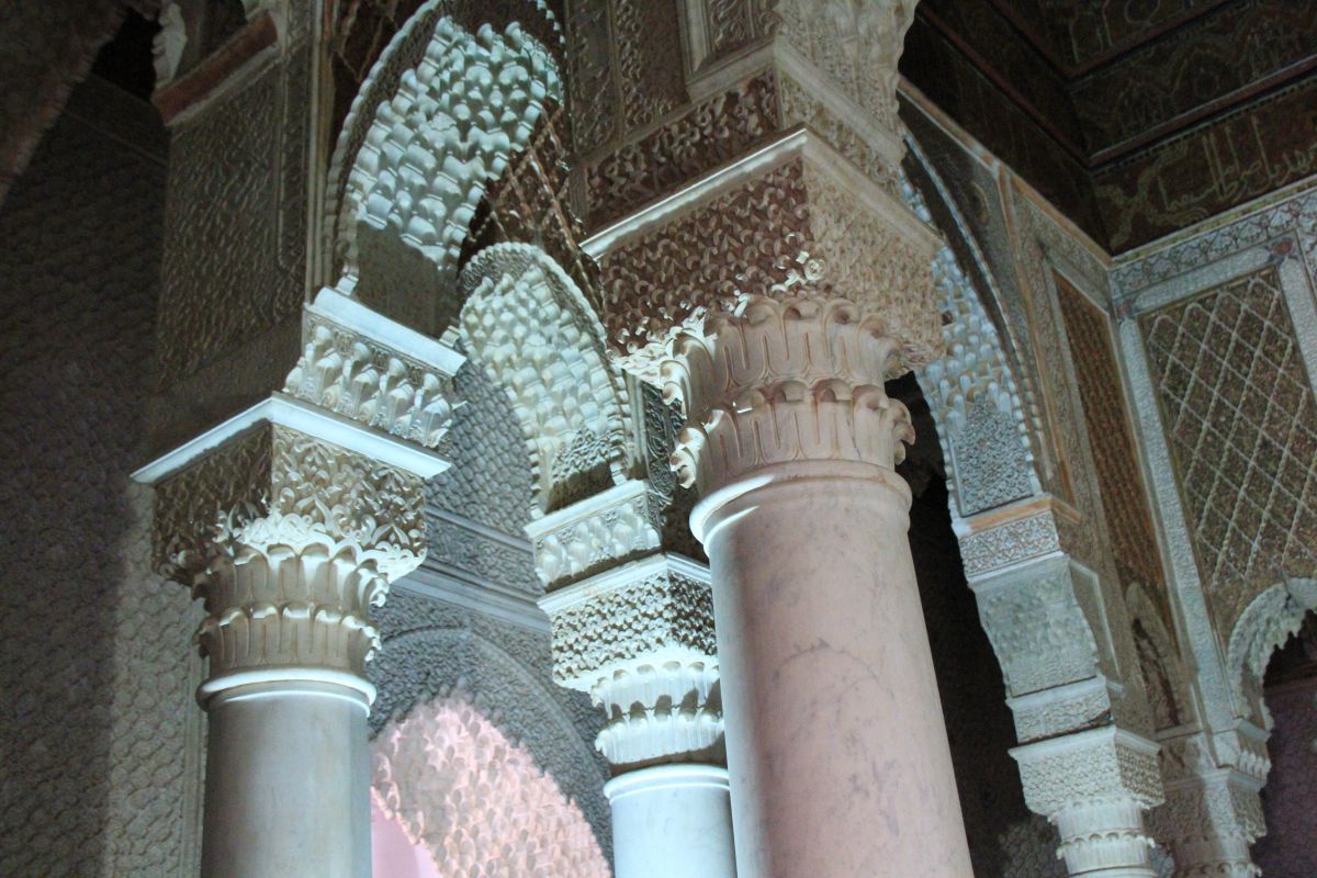 La salle des douze colonnes est un chef d’œuvre de l’art arabo-andalou